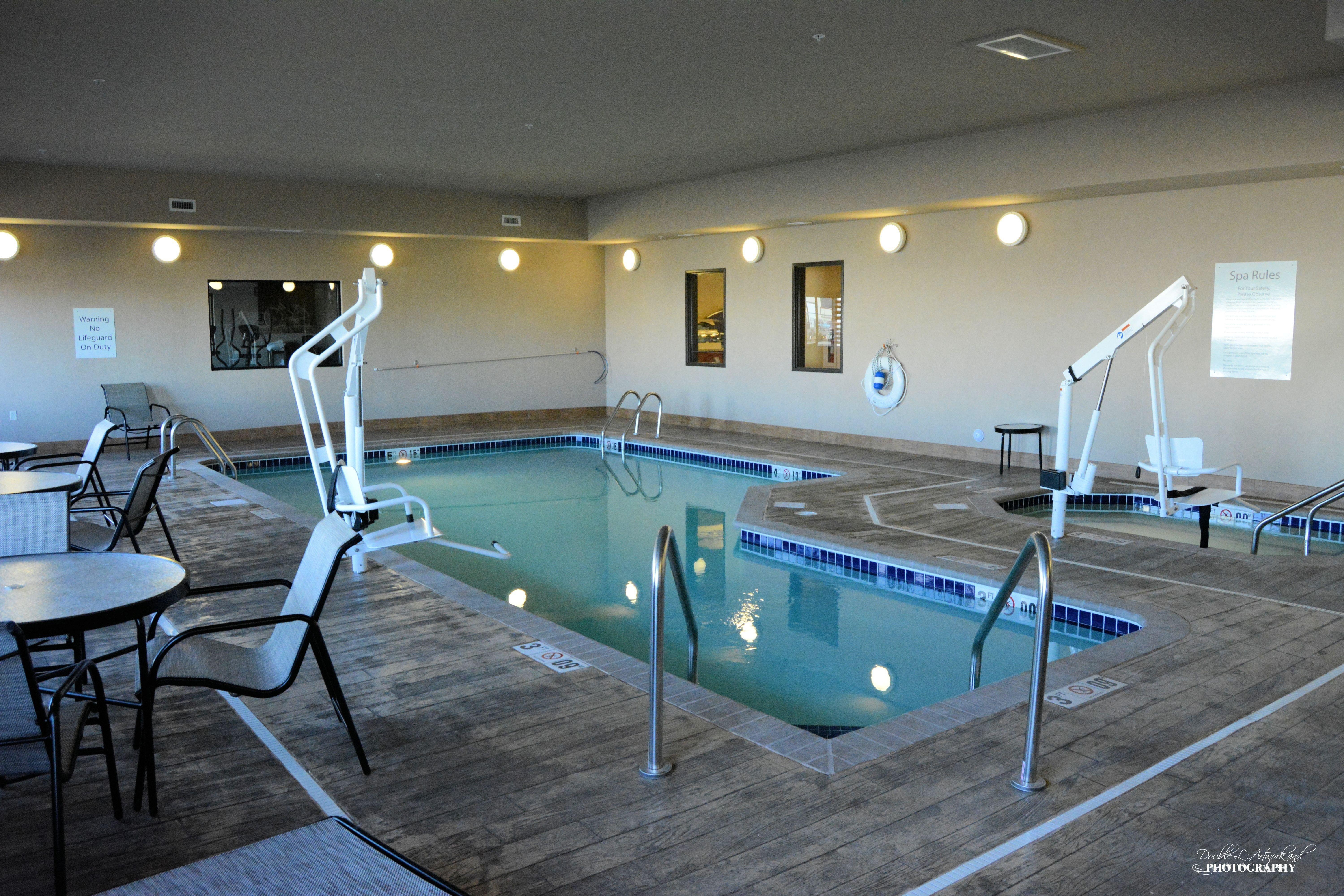 Holiday Inn Express & Suites Glendive By Ihg Buitenkant foto